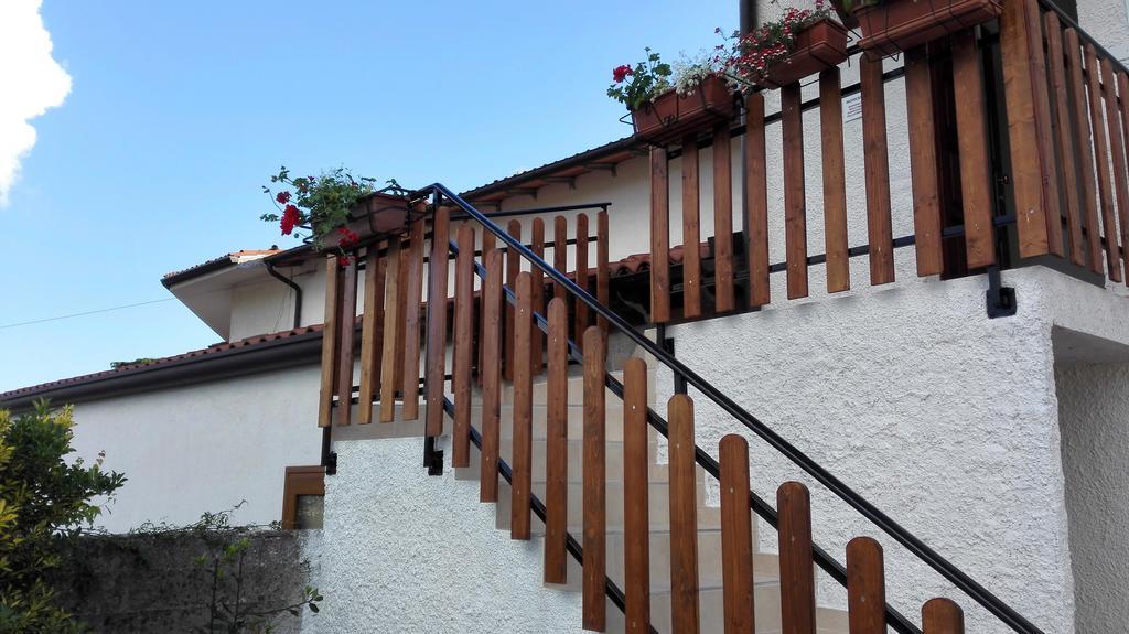 Hotel Dal Rosso San Floriano del Cóllio Exterior foto